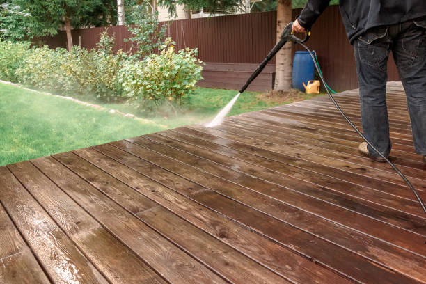 Best Pool Deck Cleaning  in Columbus, TX